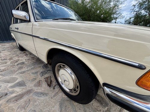 1976 Mercedes-Benz 230 W123 till salu (bild 80 av 136)