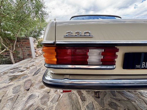 1976 Mercedes-Benz 230 W123 till salu (bild 90 av 136)