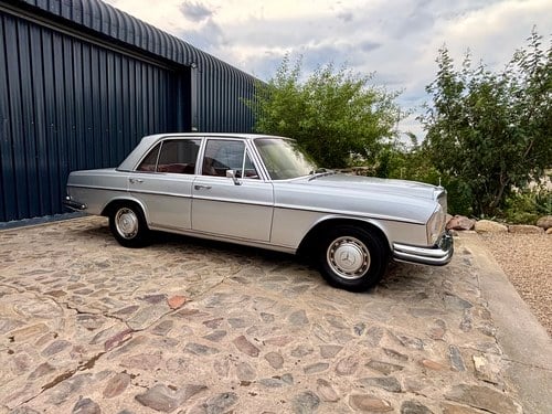 1971 Mercedes-Benz 280S Auto W108 For Sale (picture 3 of 132)