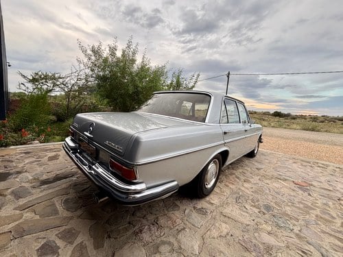 1971 Mercedes-Benz 280S Auto W108 For Sale (picture 10 of 132)