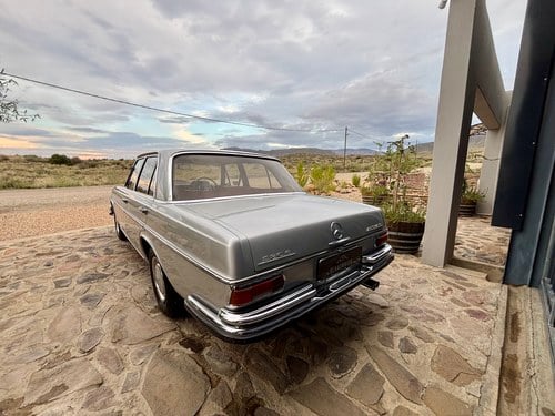 1971 Mercedes-Benz 280S Auto W108 For Sale (picture 13 of 132)