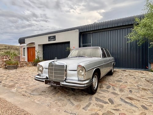 1971 Mercedes-Benz 280S Auto W108 For Sale (picture 21 of 132)