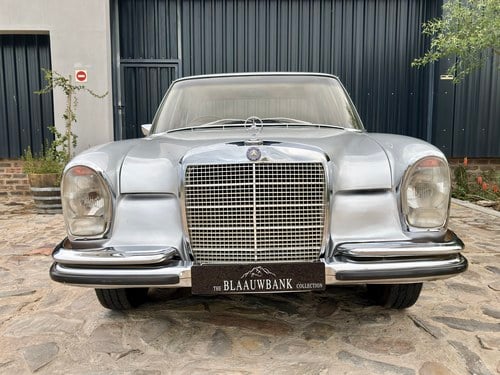 1971 Mercedes-Benz 280S Auto W108 For Sale (picture 23 of 132)