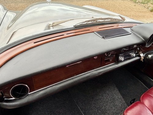 1971 Mercedes-Benz 280S Auto W108 For Sale (picture 50 of 132)