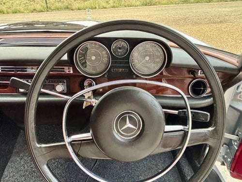 1971 Mercedes-Benz 280S Auto W108 For Sale (picture 59 of 132)
