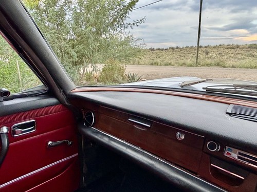 1971 Mercedes-Benz 280S Auto W108 For Sale (picture 64 of 132)