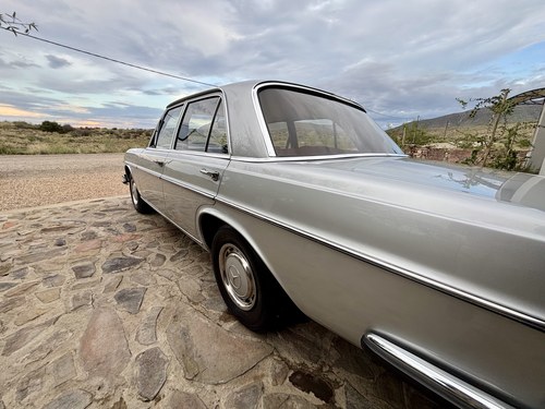 1971 Mercedes-Benz 280S Auto W108 For Sale (picture 100 of 132)