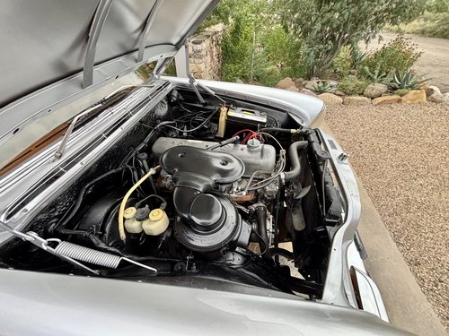 1971 Mercedes-Benz 280S Auto W108 For Sale (picture 112 of 132)