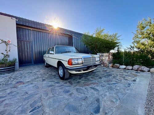 1985 Mercedes-Benz 280E Auto W123 For Sale (picture 5 of 134)