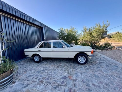 1985 Mercedes-Benz 280E Auto W123 For Sale (picture 8 of 134)