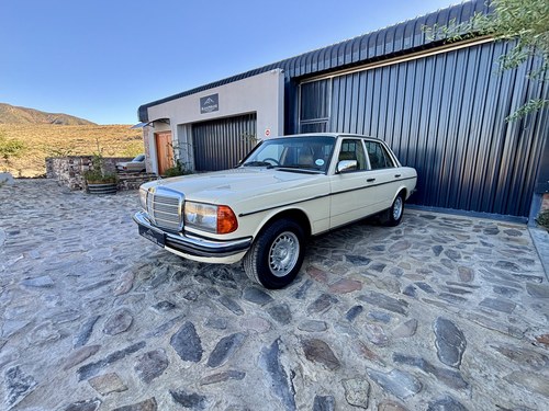1985 Mercedes-Benz 280E Auto W123 For Sale (picture 10 of 134)
