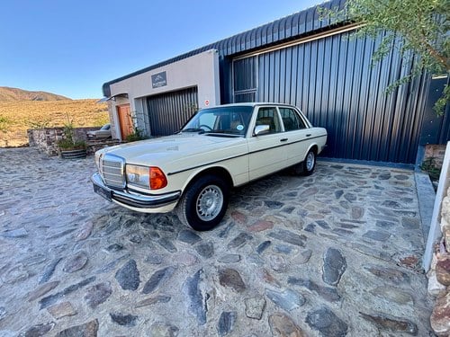 1985 Mercedes-Benz 280E Auto W123 For Sale (picture 11 of 134)