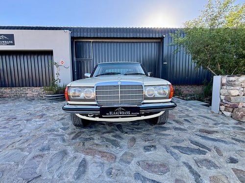 1985 Mercedes-Benz 280E Auto W123 For Sale (picture 15 of 134)