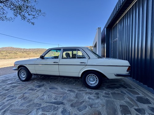 1985 Mercedes-Benz 280E Auto W123 For Sale (picture 19 of 134)