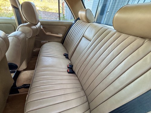 1985 Mercedes-Benz 280E Auto W123 For Sale (picture 28 of 134)