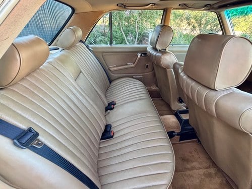 1985 Mercedes-Benz 280E Auto W123 For Sale (picture 35 of 134)