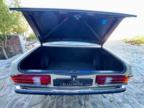 1985 Mercedes-Benz 280E Auto W123 For Sale (picture 59 of 134)