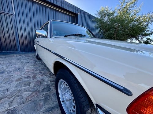 1985 Mercedes-Benz 280E Auto W123 For Sale (picture 69 of 134)