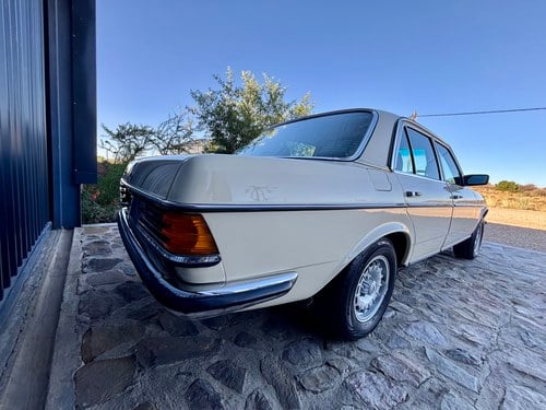 1985 Mercedes-Benz 280E Auto W123 For Sale (picture 83 of 134)