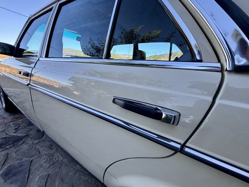 1985 Mercedes-Benz 280E Auto W123 For Sale (picture 88 of 134)