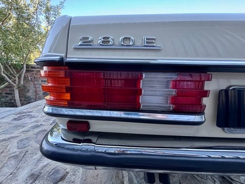 1985 Mercedes-Benz 280E Auto W123 For Sale (picture 101 of 134)