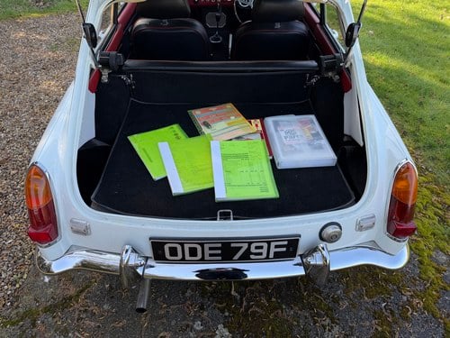 1967 MG MGB GT For Sale (picture 17 of 49)