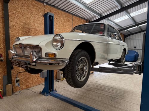 1967 MG MGB GT For Sale (picture 22 of 49)