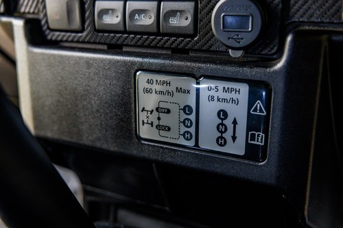 2008 Land Rover Defender 90 SVX Soft-Top zum Verkauf (Bild 20 von 89)