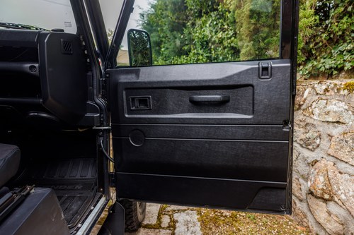 2008 Land Rover Defender 90 SVX Soft-Top zum Verkauf (Bild 34 von 89)