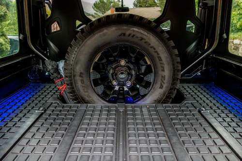 2008 Land Rover Defender 90 SVX Soft-Top zum Verkauf (Bild 46 von 89)