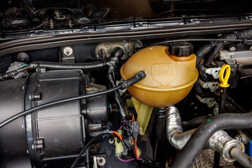 2008 Land Rover Defender 90 SVX Soft-Top zum Verkauf (Bild 81 von 89)