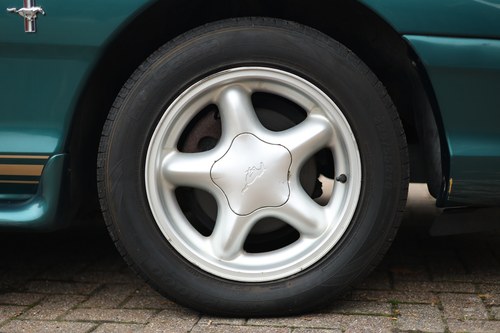 1998 Ford Mustang Convertible En venta (imagen 17 de 302)