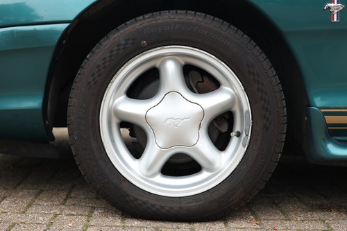 1998 Ford Mustang Convertible En venta (imagen 18 de 302)