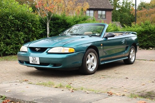 1998 Ford Mustang Convertible En venta (imagen 2 de 302)