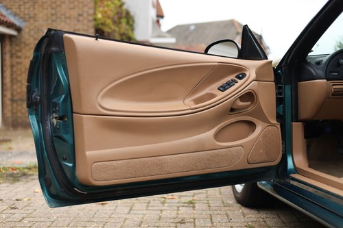 1998 Ford Mustang Convertible En venta (imagen 22 de 302)