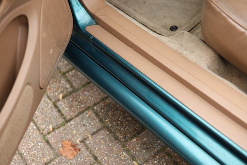 1998 Ford Mustang Convertible En venta (imagen 28 de 302)