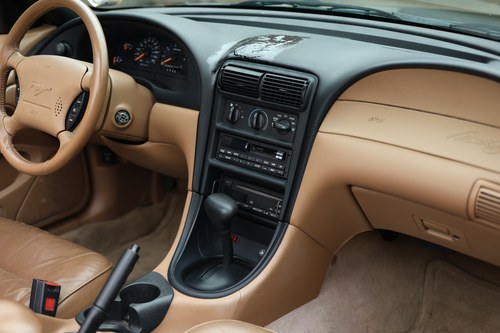 1998 Ford Mustang Convertible En venta (imagen 79 de 302)