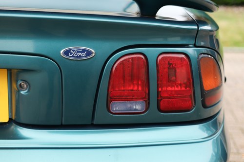 1998 Ford Mustang Convertible En venta (imagen 160 de 302)