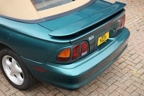 1998 Ford Mustang Convertible En venta (imagen 172 de 302)