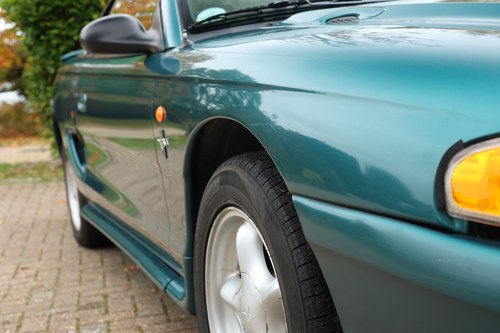 1998 Ford Mustang Convertible En venta (imagen 217 de 302)