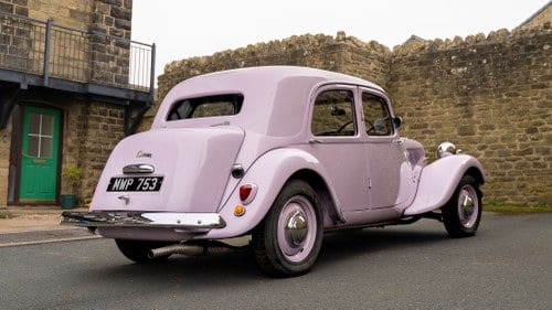 1954 Citroën Traction Avant Light Fifteen à venda (imagem 30 de 243)