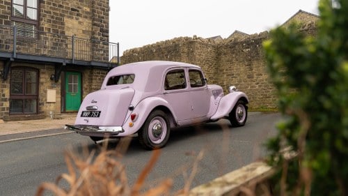 1954 Citroën Traction Avant Light Fifteen à venda (imagem 31 de 243)