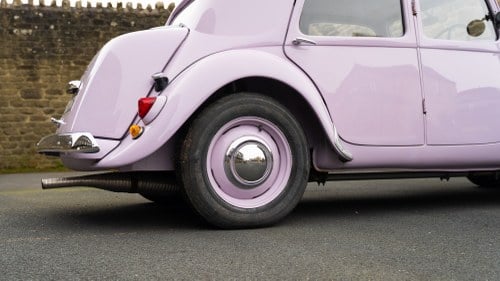 1954 Citroën Traction Avant Light Fifteen à venda (imagem 43 de 243)