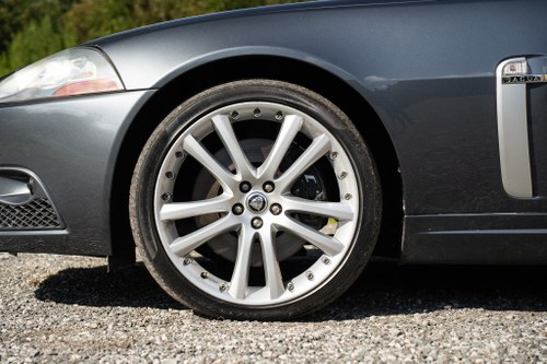 2007 Jaguar XKR Convertible 4.2 V8 For Sale (picture 13 of 121)