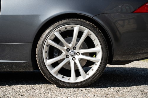 2007 Jaguar XKR Convertible 4.2 V8 For Sale (picture 14 of 121)