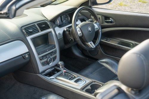 2007 Jaguar XKR Convertible 4.2 V8 For Sale (picture 18 of 121)