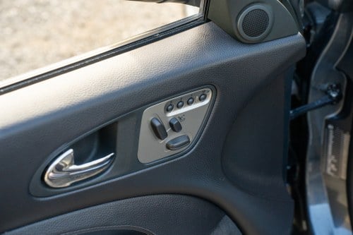 2007 Jaguar XKR Convertible 4.2 V8 For Sale (picture 42 of 121)