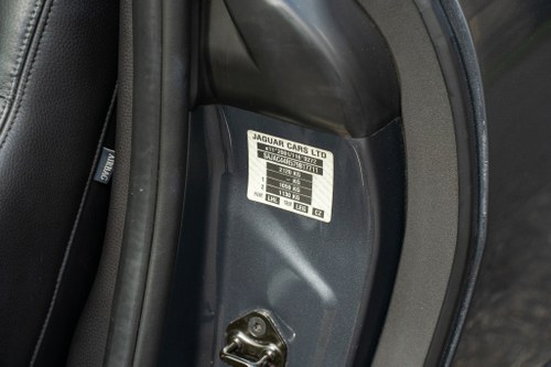 2007 Jaguar XKR Convertible 4.2 V8 For Sale (picture 44 of 121)