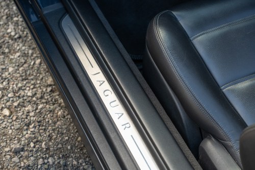 2007 Jaguar XKR Convertible 4.2 V8 For Sale (picture 45 of 121)