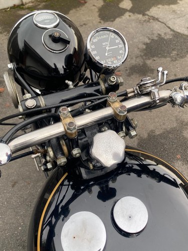 1950 Vincent Rapide Te koop (foto 18 van 28)
